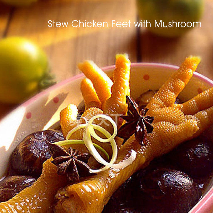 Stew Chicken Feet with Mushroom